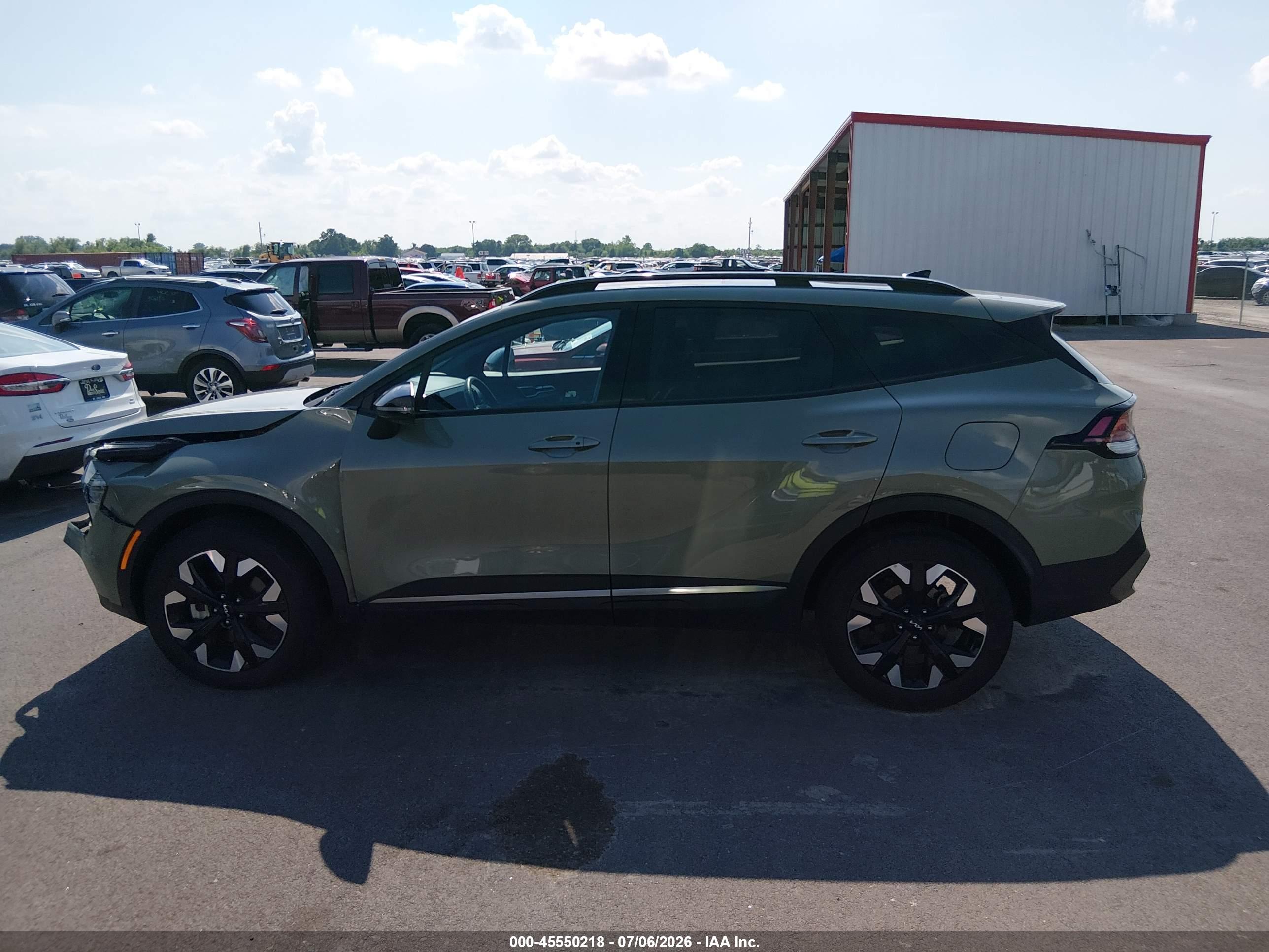 2024 KIA SPORTAGE X-LINE