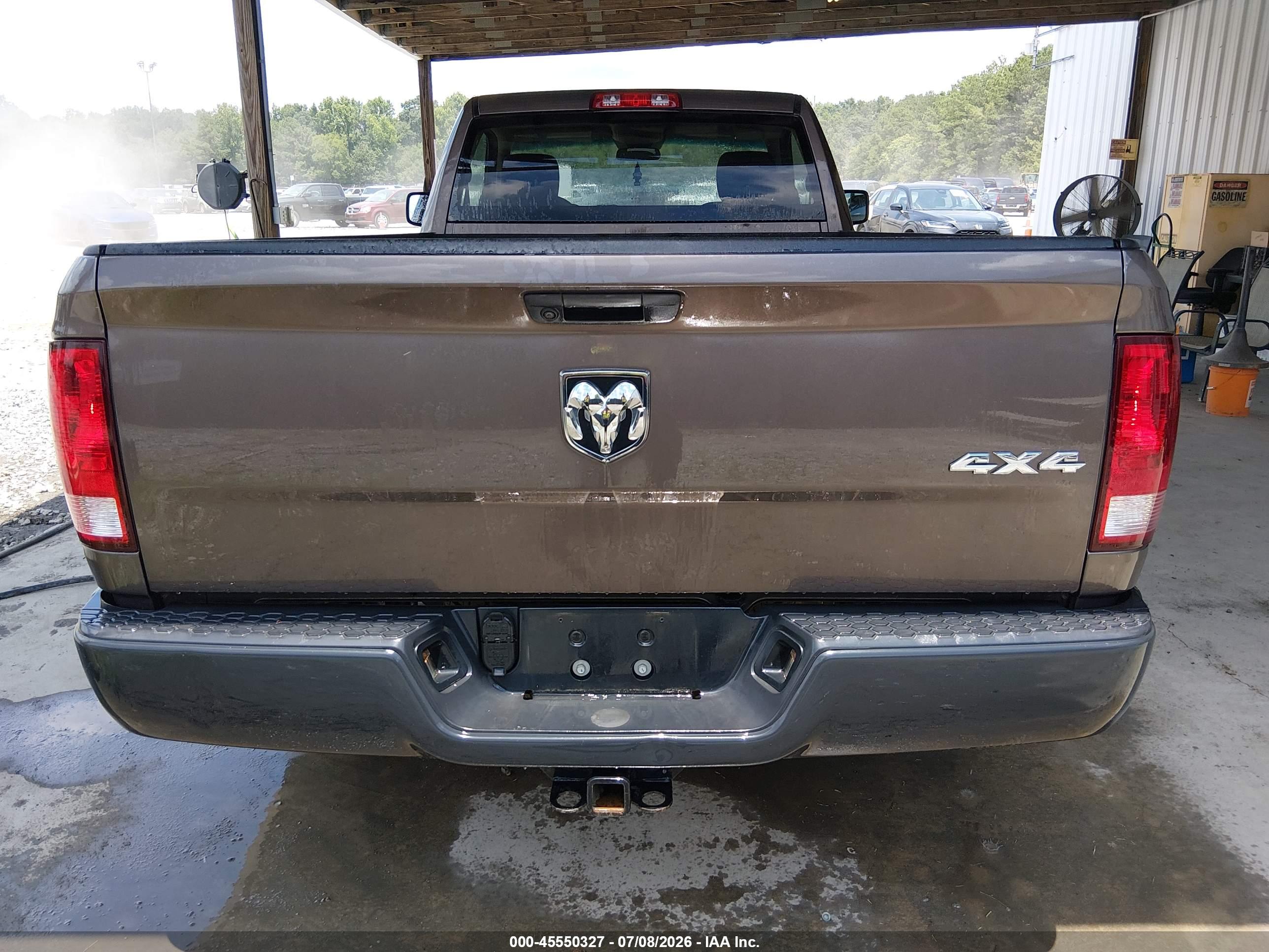 2020 RAM 1500 CLASSIC TRADESMAN  4X4 8' BOX