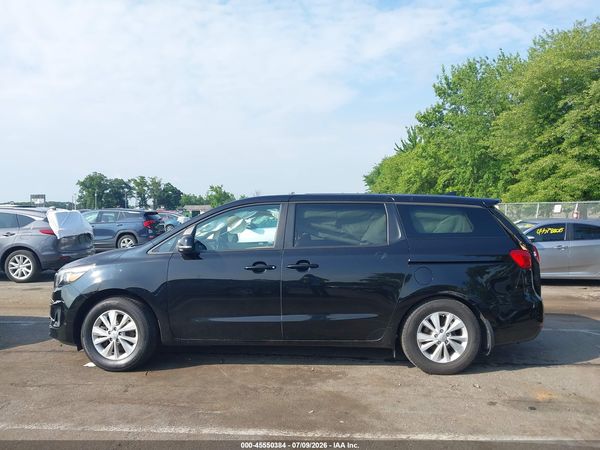 2018 KIA SEDONA LX
