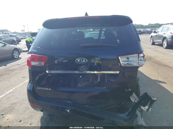 2018 KIA SEDONA LX