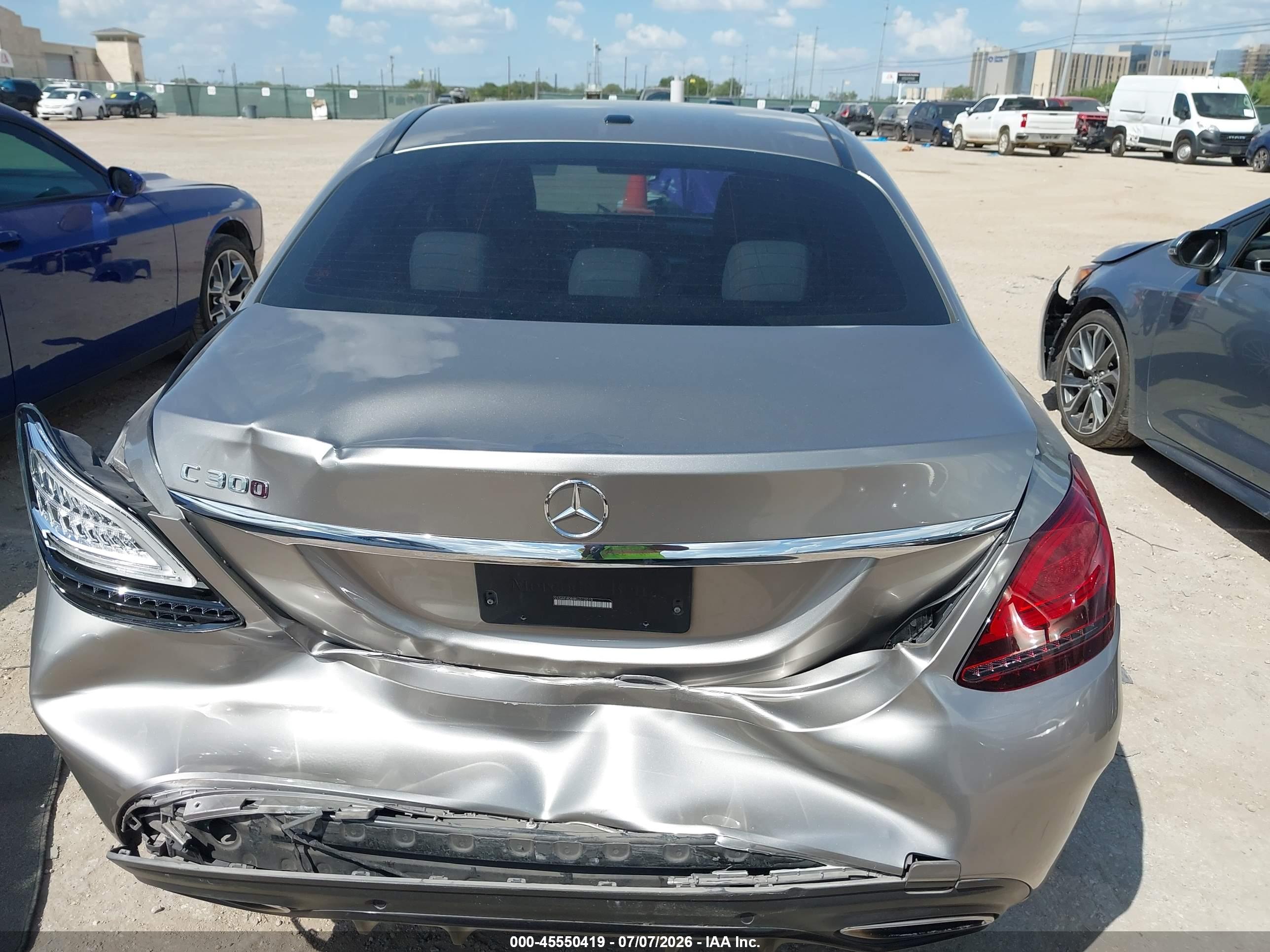 2019 MERCEDES-BENZ C 300 C300