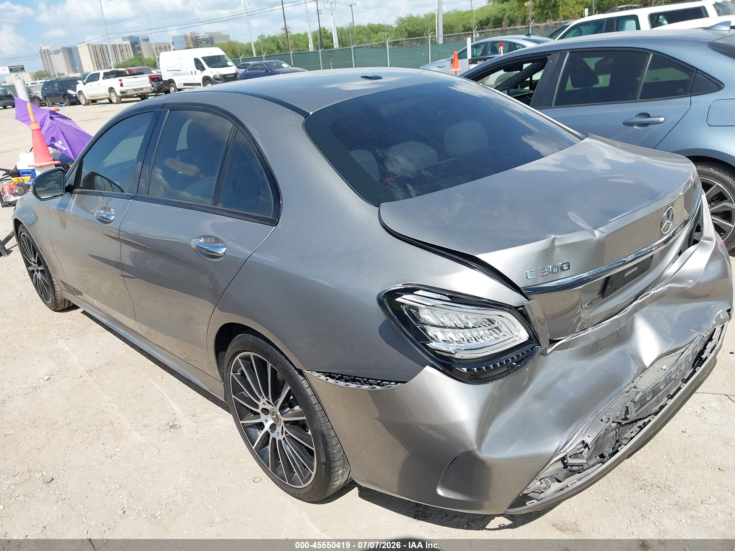 2019 MERCEDES-BENZ C 300 C300