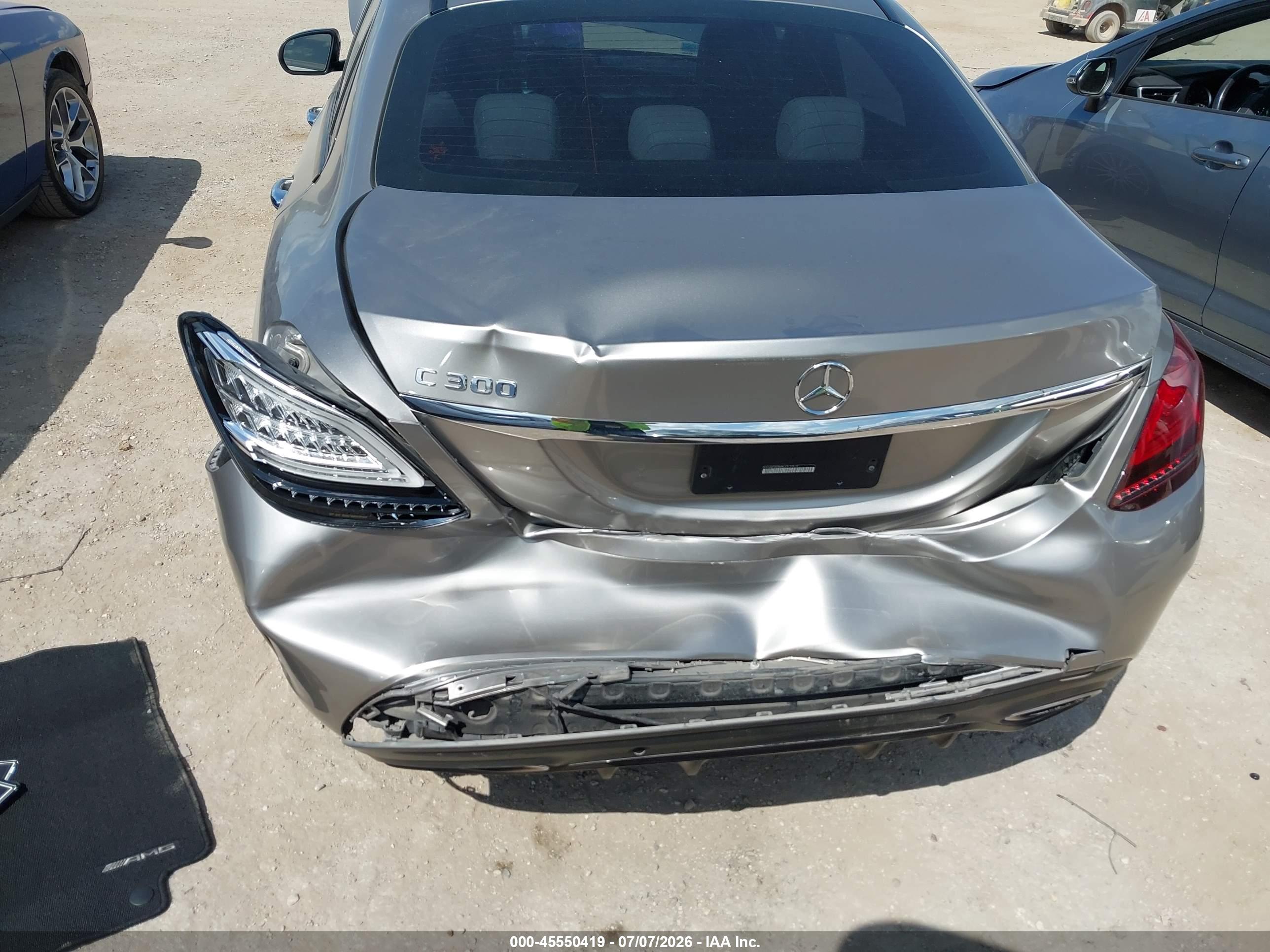 2019 MERCEDES-BENZ C 300 C300