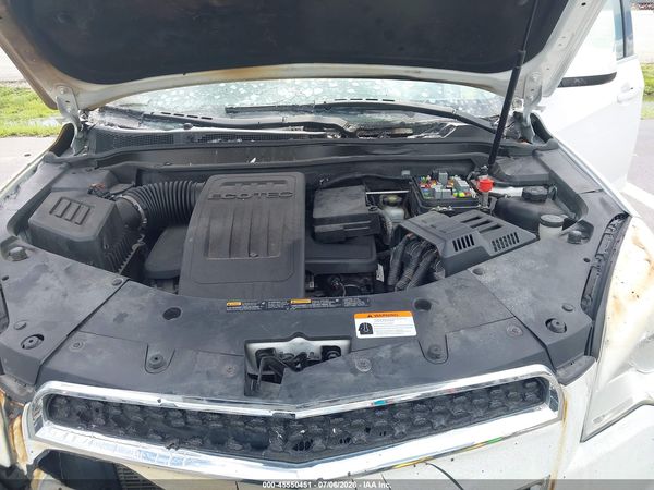 2013 CHEVROLET EQUINOX LT — I10