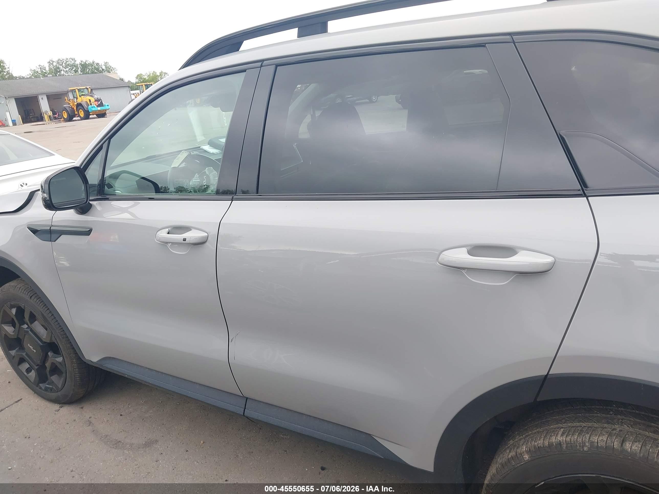 2024 KIA SORENTO X-LINE EX
