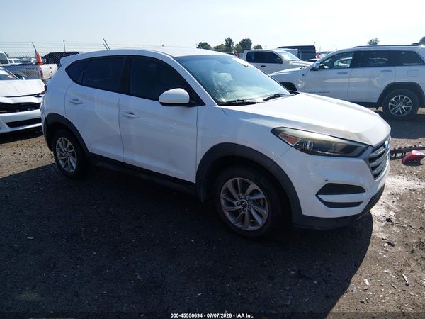 2017 HYUNDAI TUCSON SE