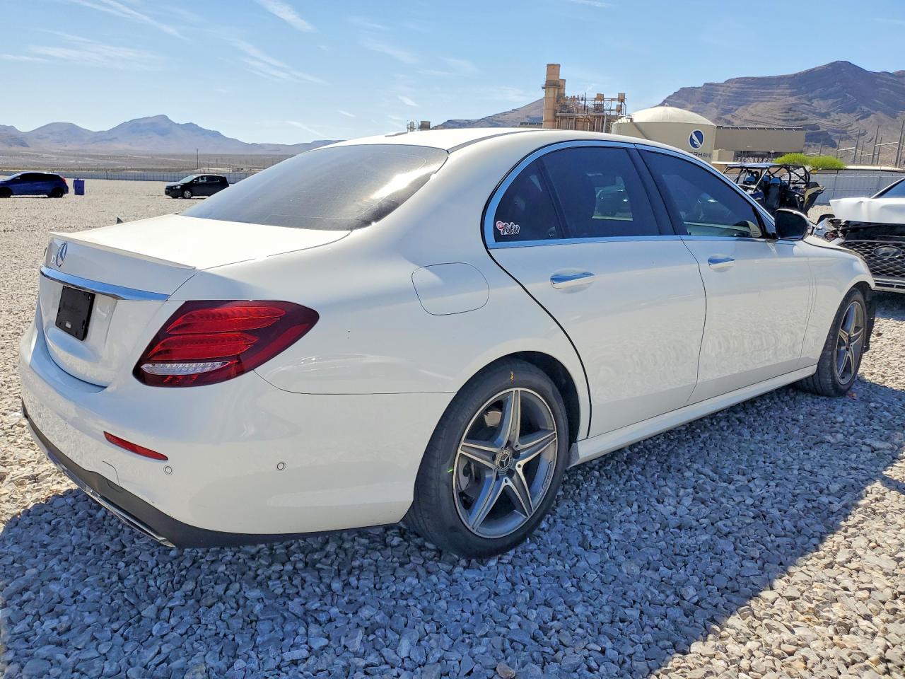 2018 MERCEDES-BENZ E E300