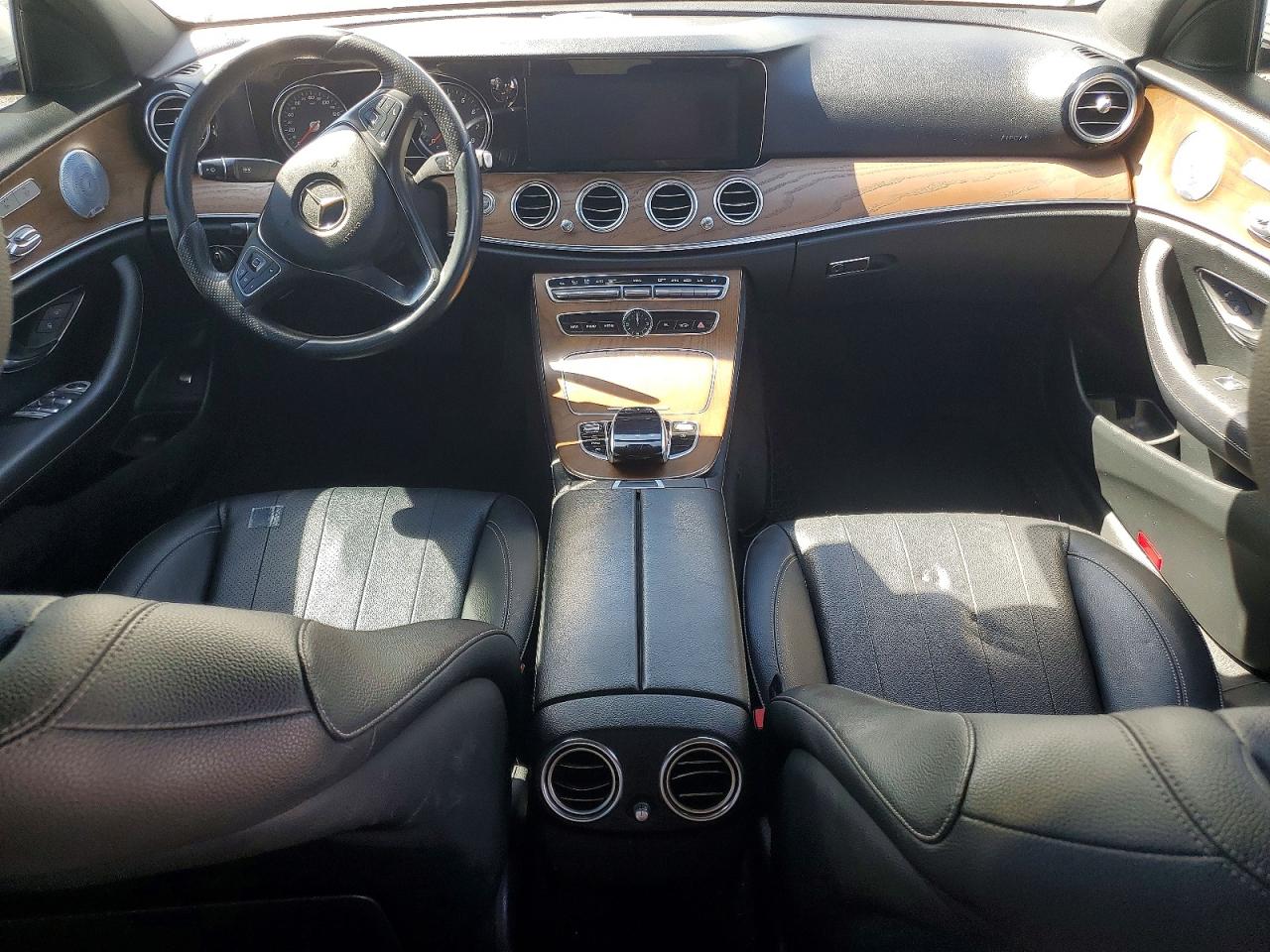 2018 MERCEDES-BENZ E E300