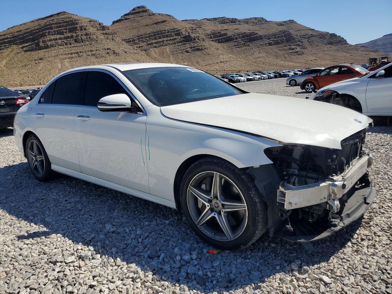 2018 MERCEDES-BENZ E E300