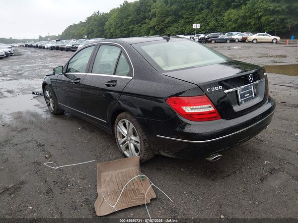 2014 MERCEDES-BENZ C 300 LUXURY 4MATIC