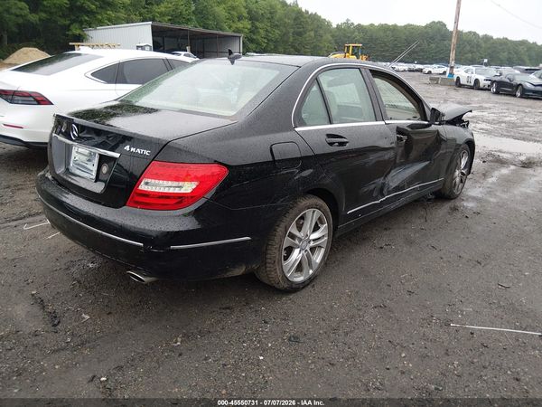 2014 MERCEDES-BENZ C 300 LUXURY 4MATIC