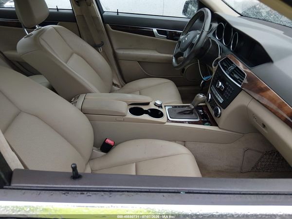 2014 MERCEDES-BENZ C 300 LUXURY 4MATIC