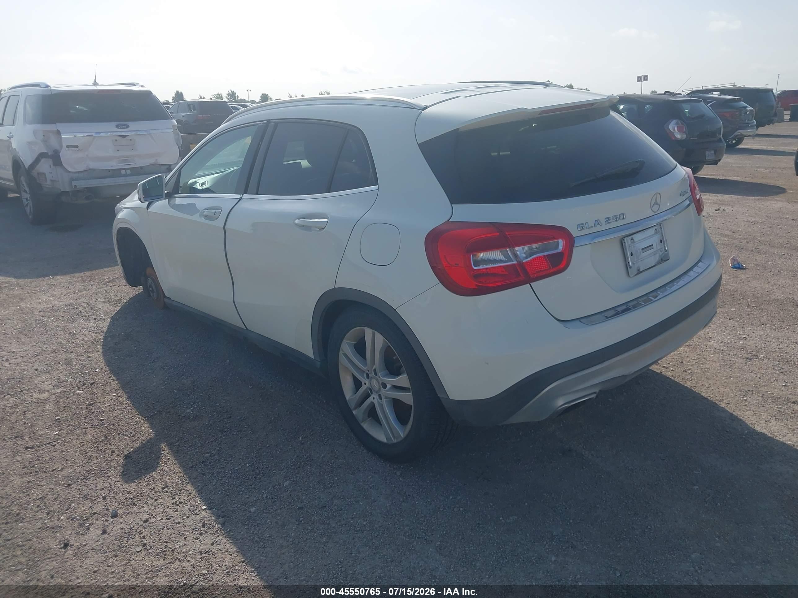 2015 MERCEDES-BENZ GLA 250 4MATIC