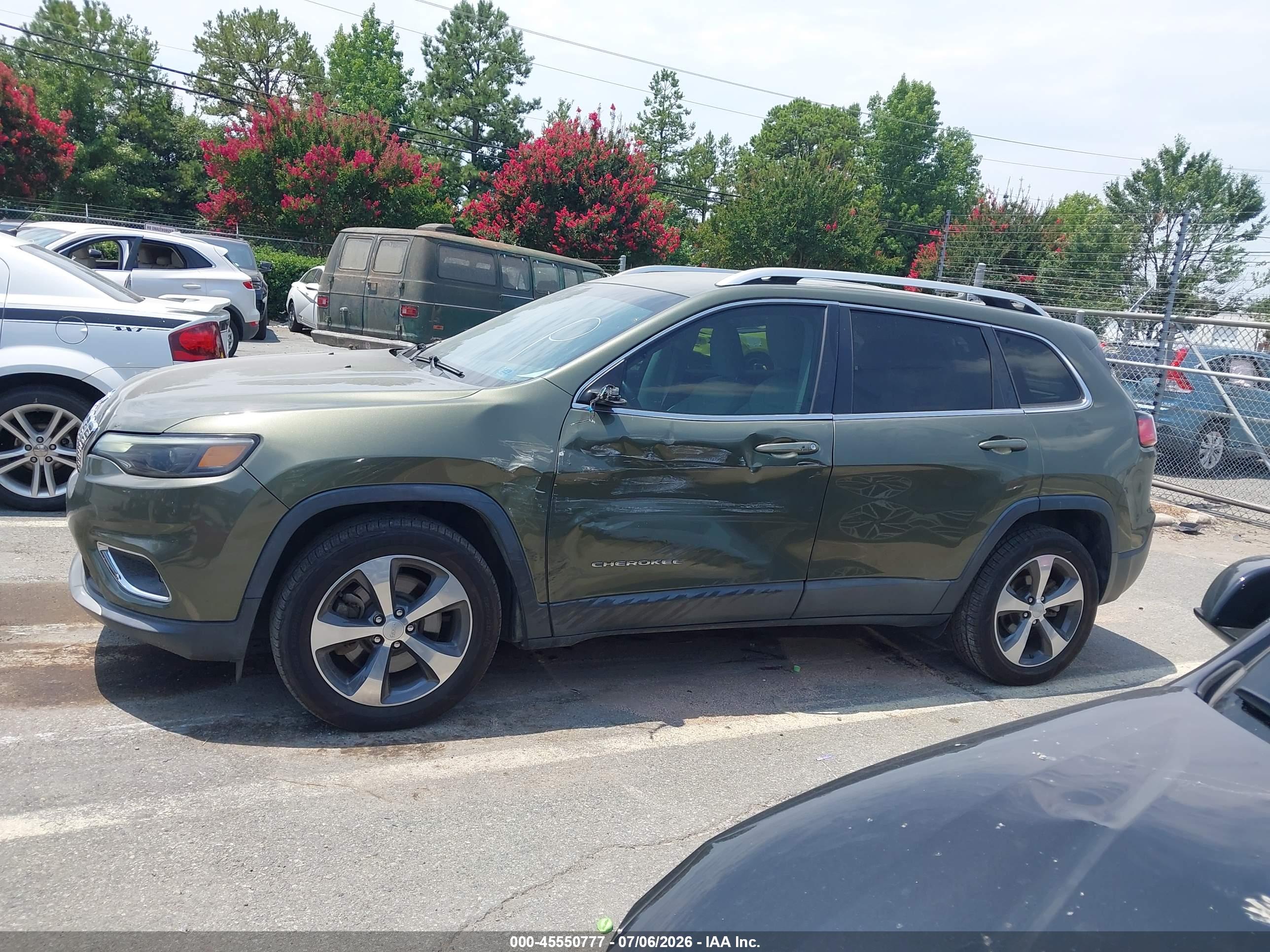 2019 JEEP CHEROKEE LIMITED FWD