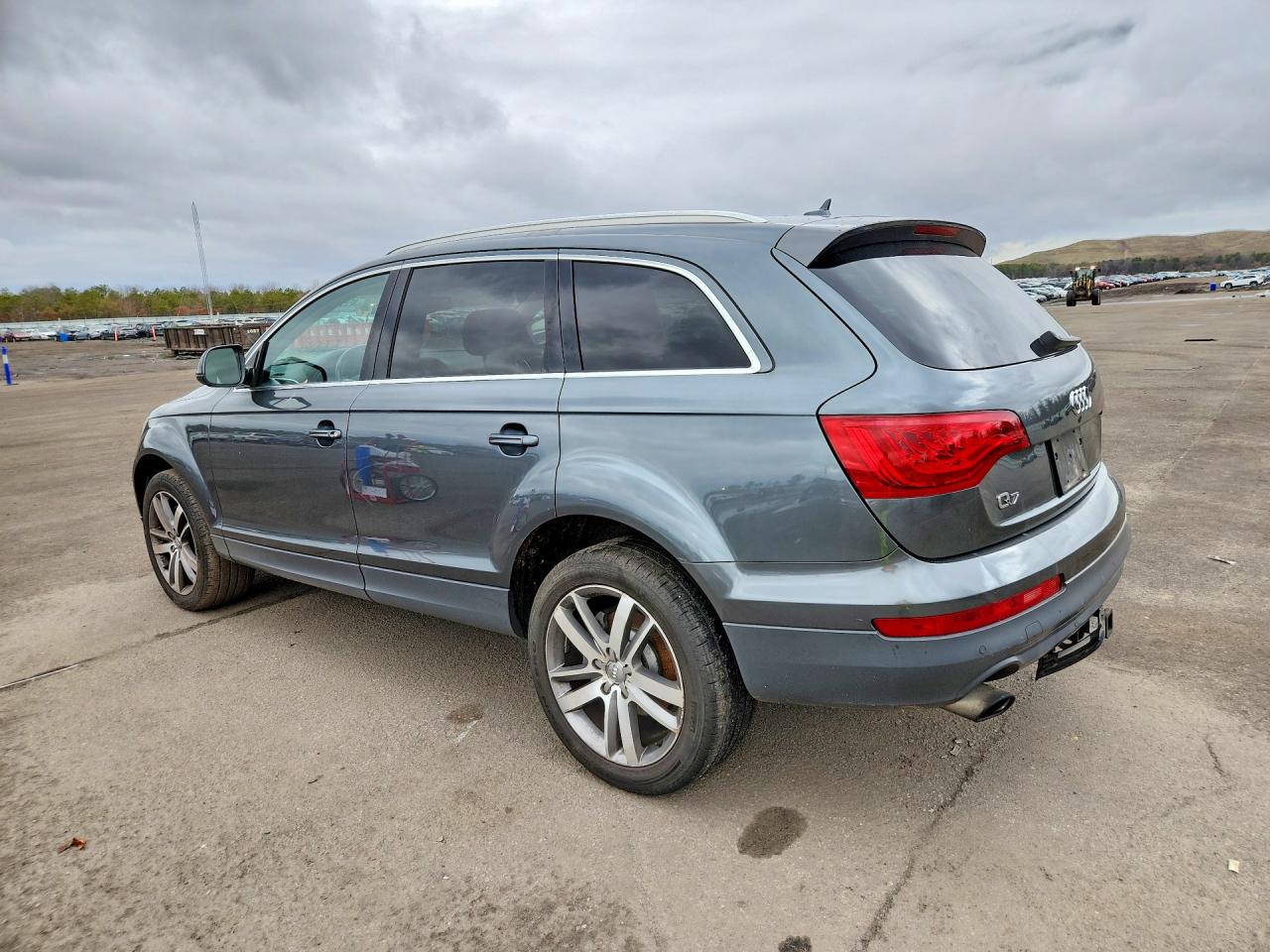 2013 AUDI Q7 Premium Plus