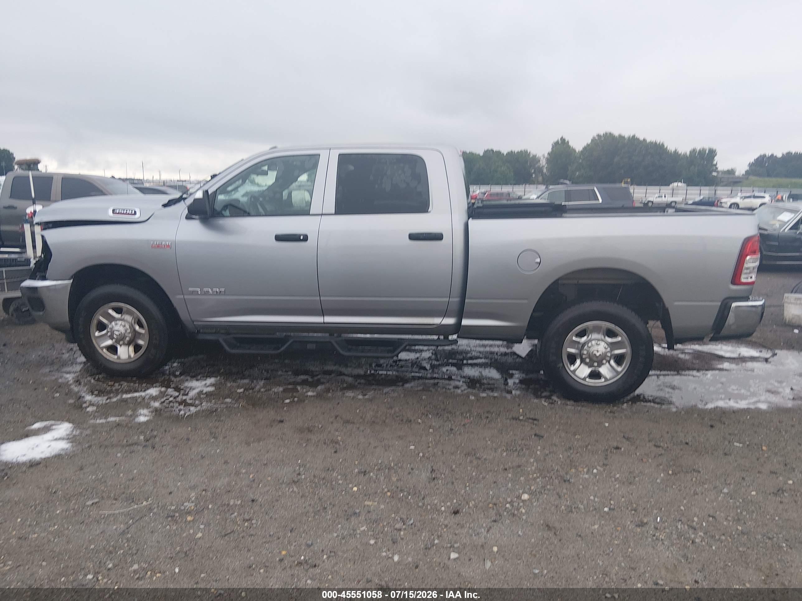 2022 RAM 3500 TRADESMAN  4X2 6'4 BOX