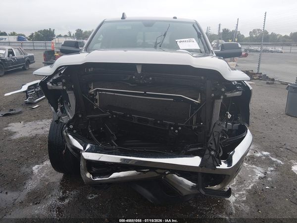 2022 RAM 3500 TRADESMAN  4X2 6'4 BOX