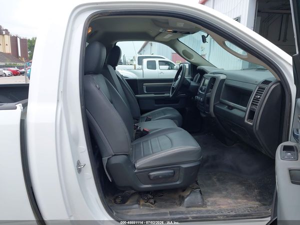 2019 RAM 1500 CLASSIC TRADESMAN  4X2 8' BOX