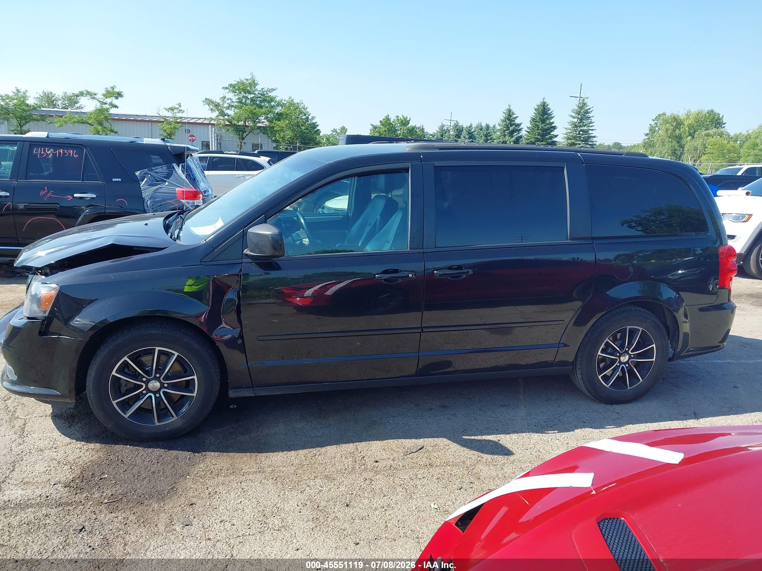 2017 DODGE GRAND CARAVAN GT