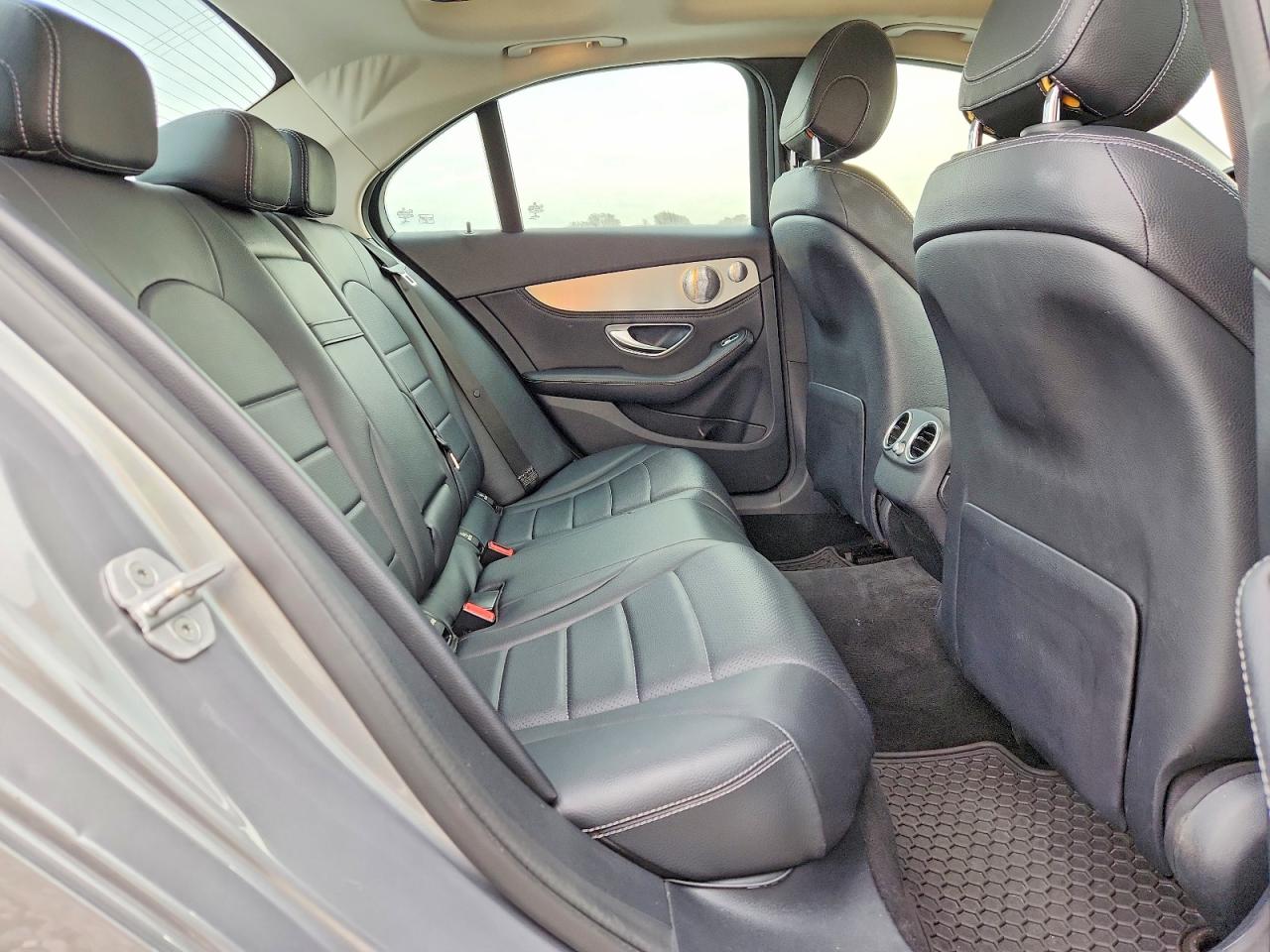 2015 MERCEDES-BENZ C 4-MATIC