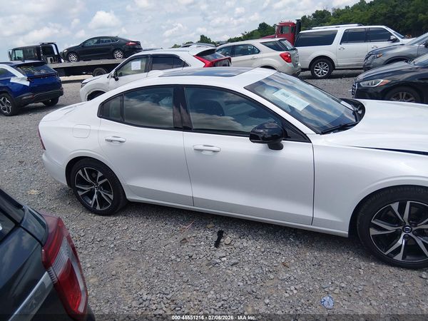 2024 VOLVO S60 B5 CORE DARK THEME