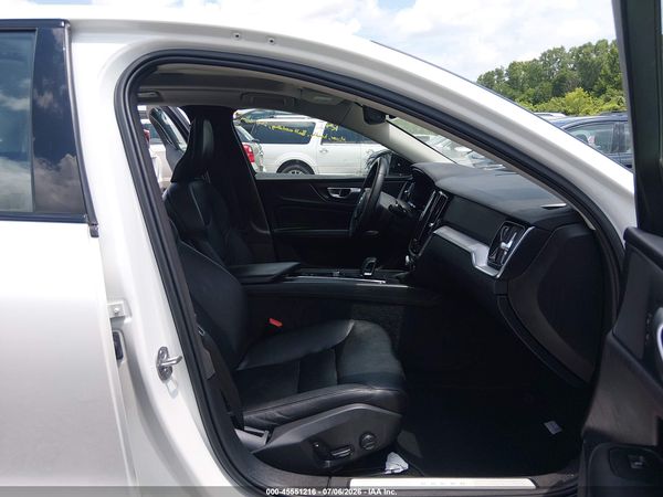 2024 VOLVO S60 B5 CORE DARK THEME