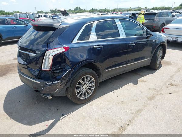 2017 CADILLAC XT5 LUXURY
