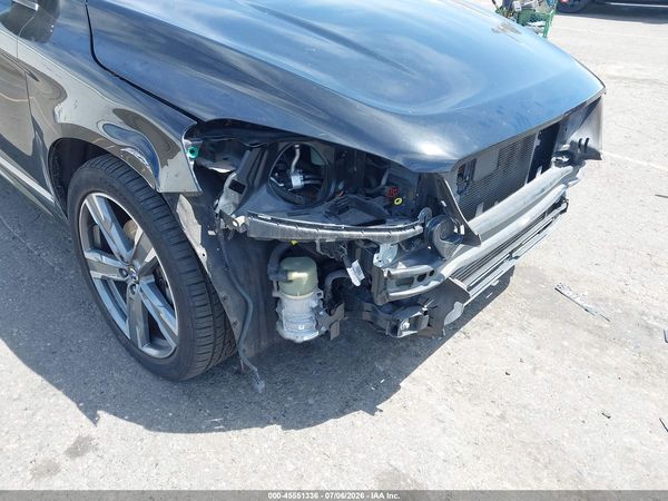 2017 VOLVO XC60 T5 DYNAMIC