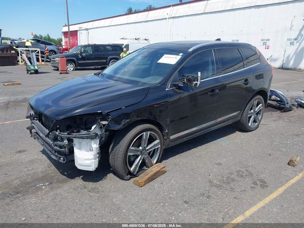 2017 VOLVO XC60 T5 DYNAMIC