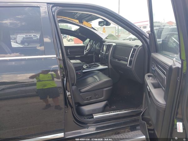 2017 RAM 1500 LIMITED  4X4 5'7 BOX