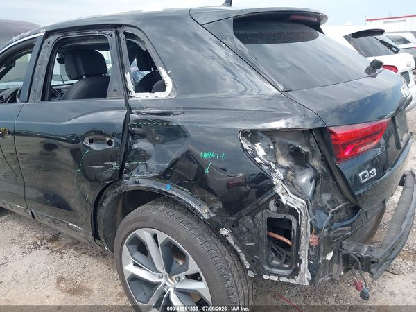 2021 AUDI Q3