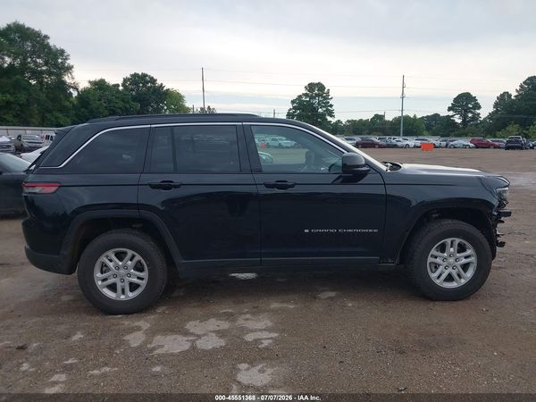2025 JEEP GRAND CHEROKEE LAREDO 4X4