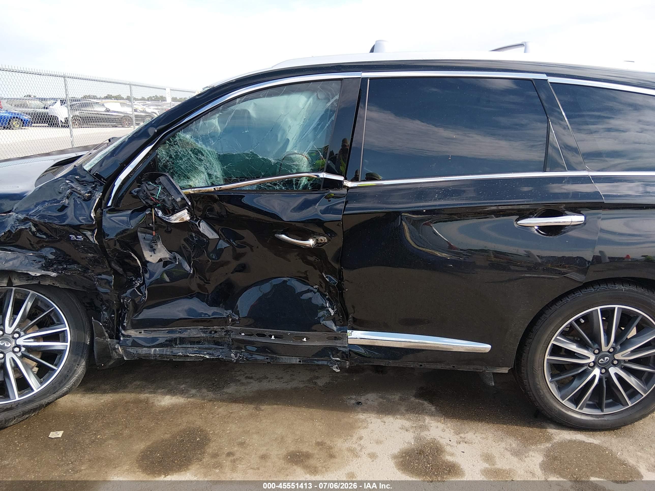 2020 INFINITI QX60 LUXE