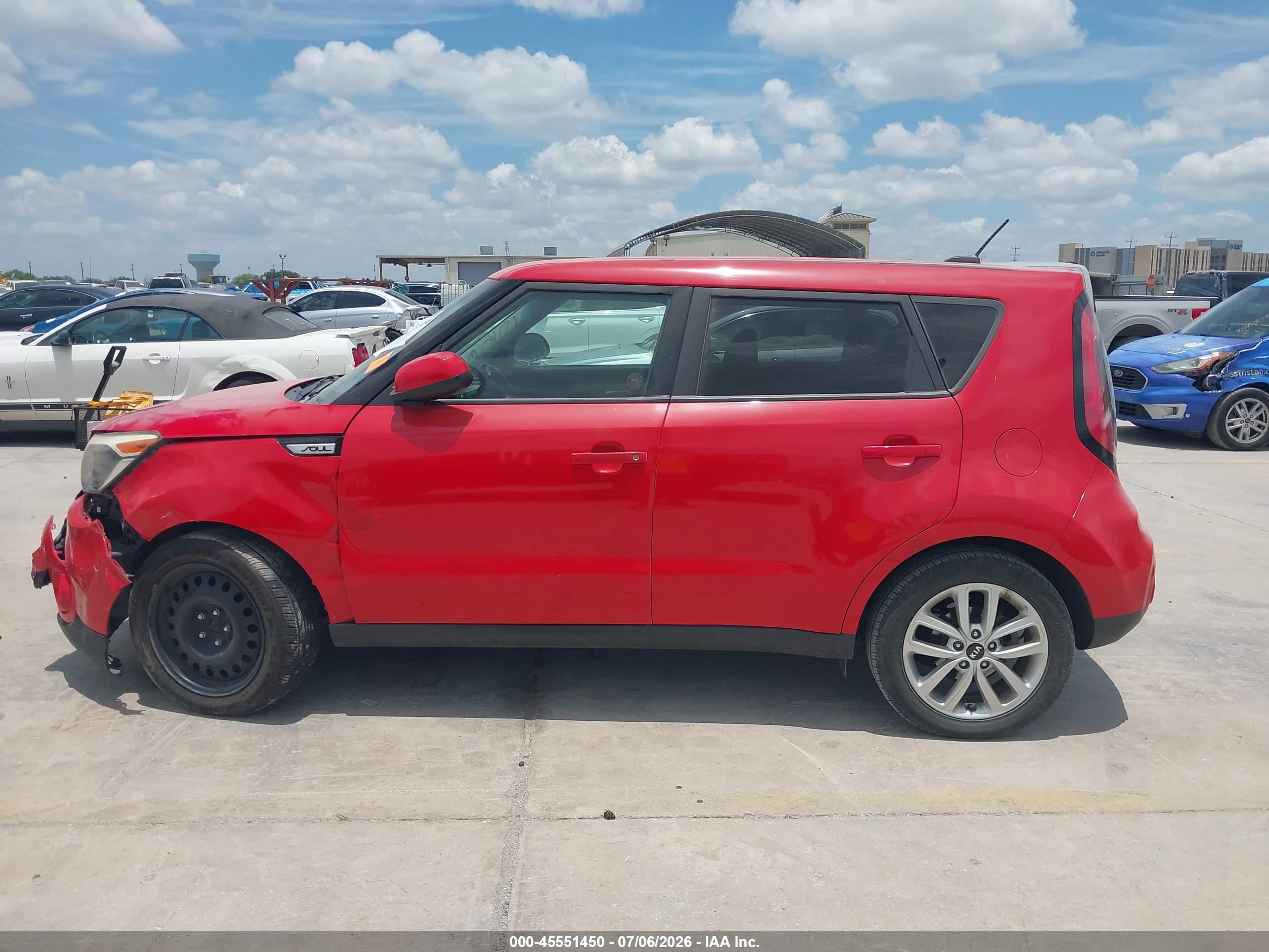2019 KIA SOUL +
