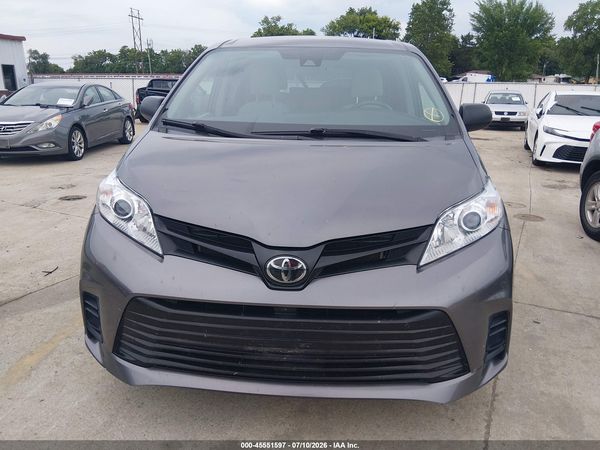 2019 TOYOTA SIENNA L 7 PASSENGER — I6