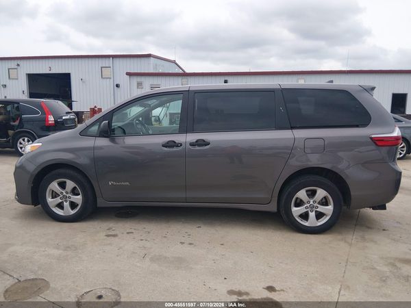 2019 TOYOTA SIENNA L 7 PASSENGER — I117