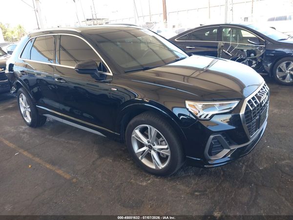 2024 AUDI Q3