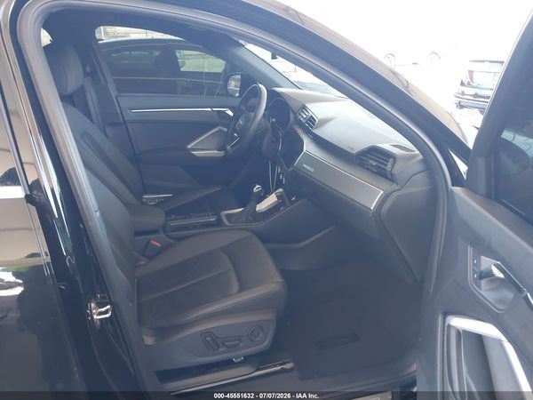 2024 AUDI Q3