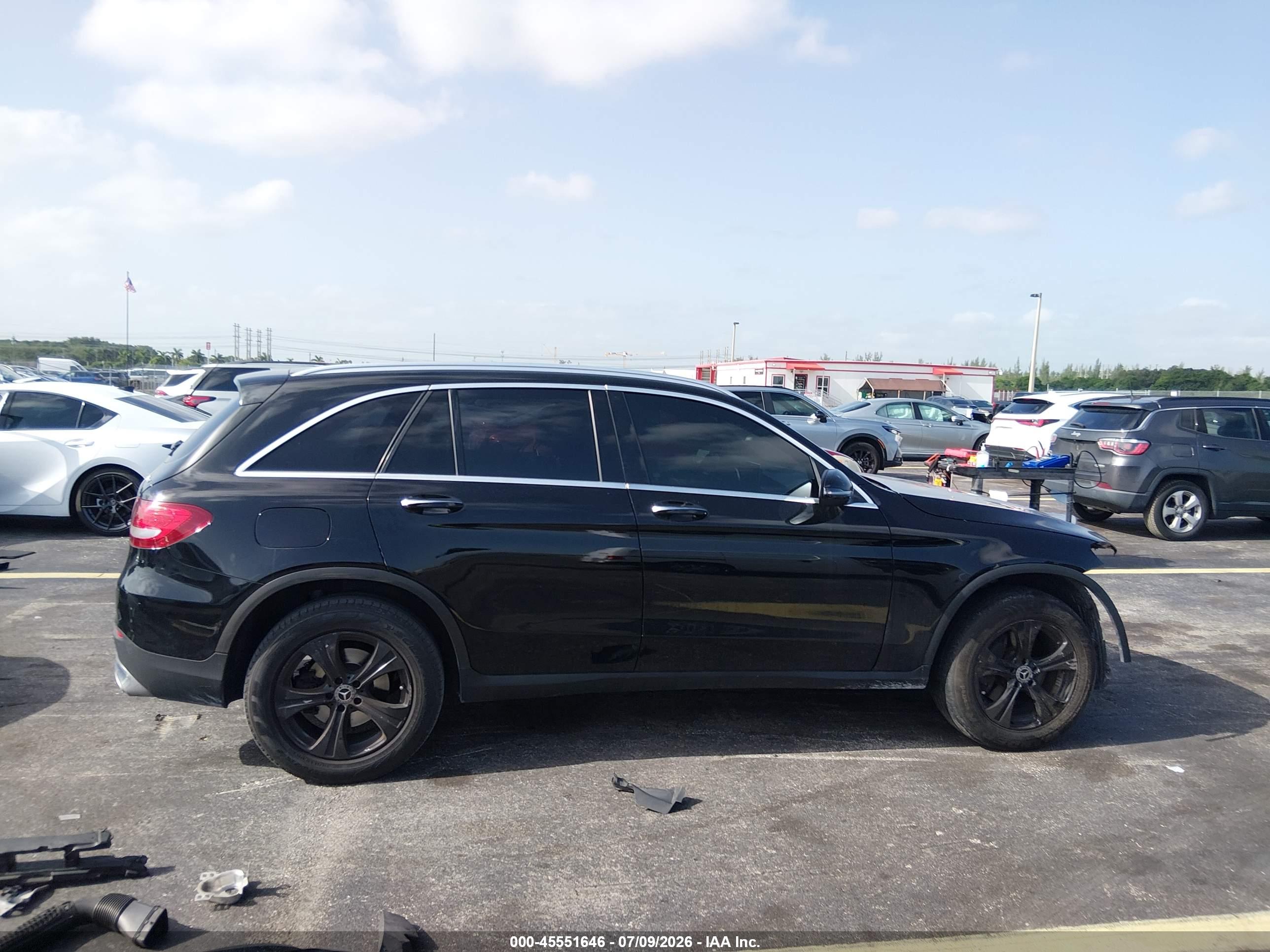 2018 MERCEDES-BENZ GLC 300 4MATIC
