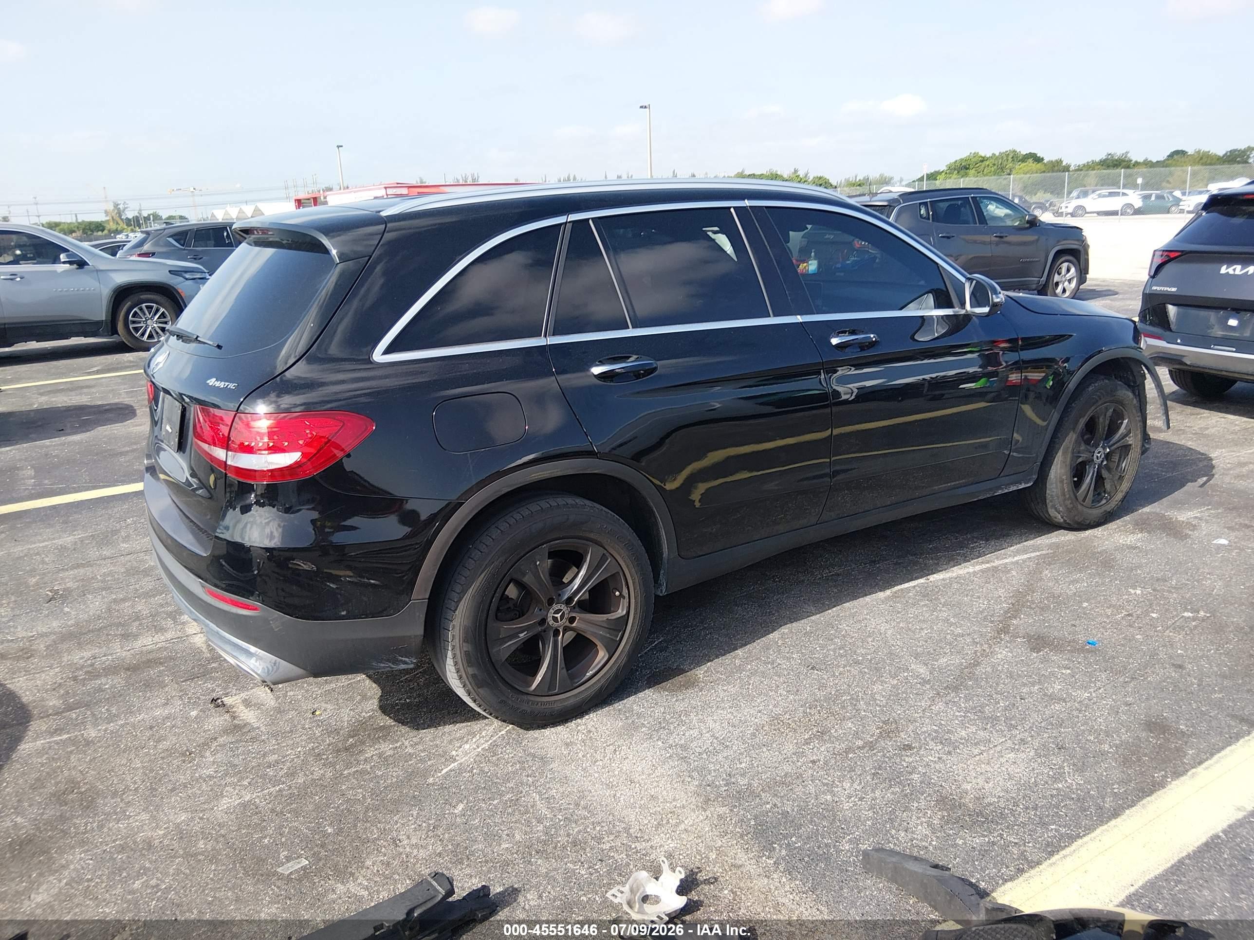 2018 MERCEDES-BENZ GLC 300 4MATIC