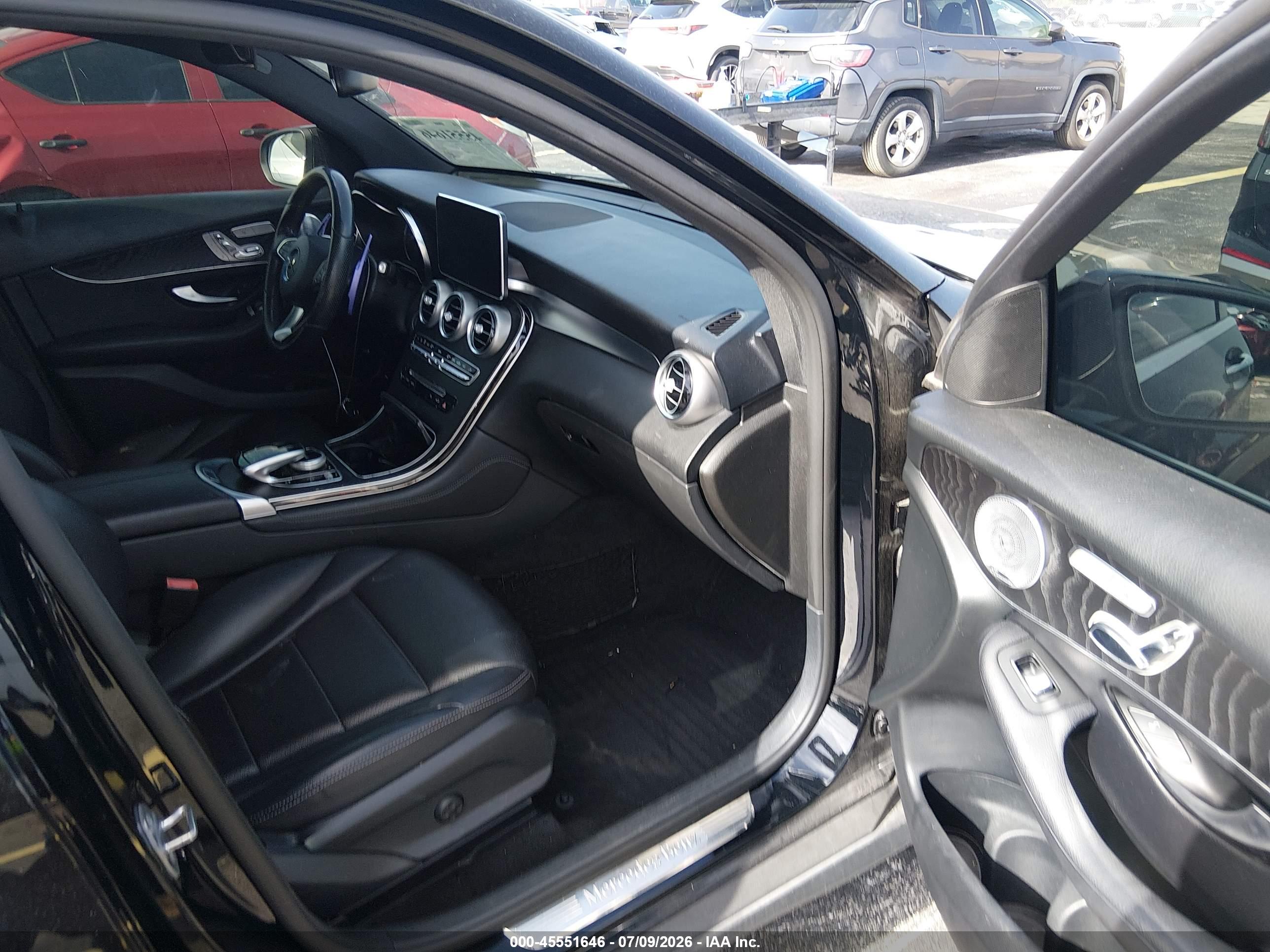 2018 MERCEDES-BENZ GLC 300 4MATIC