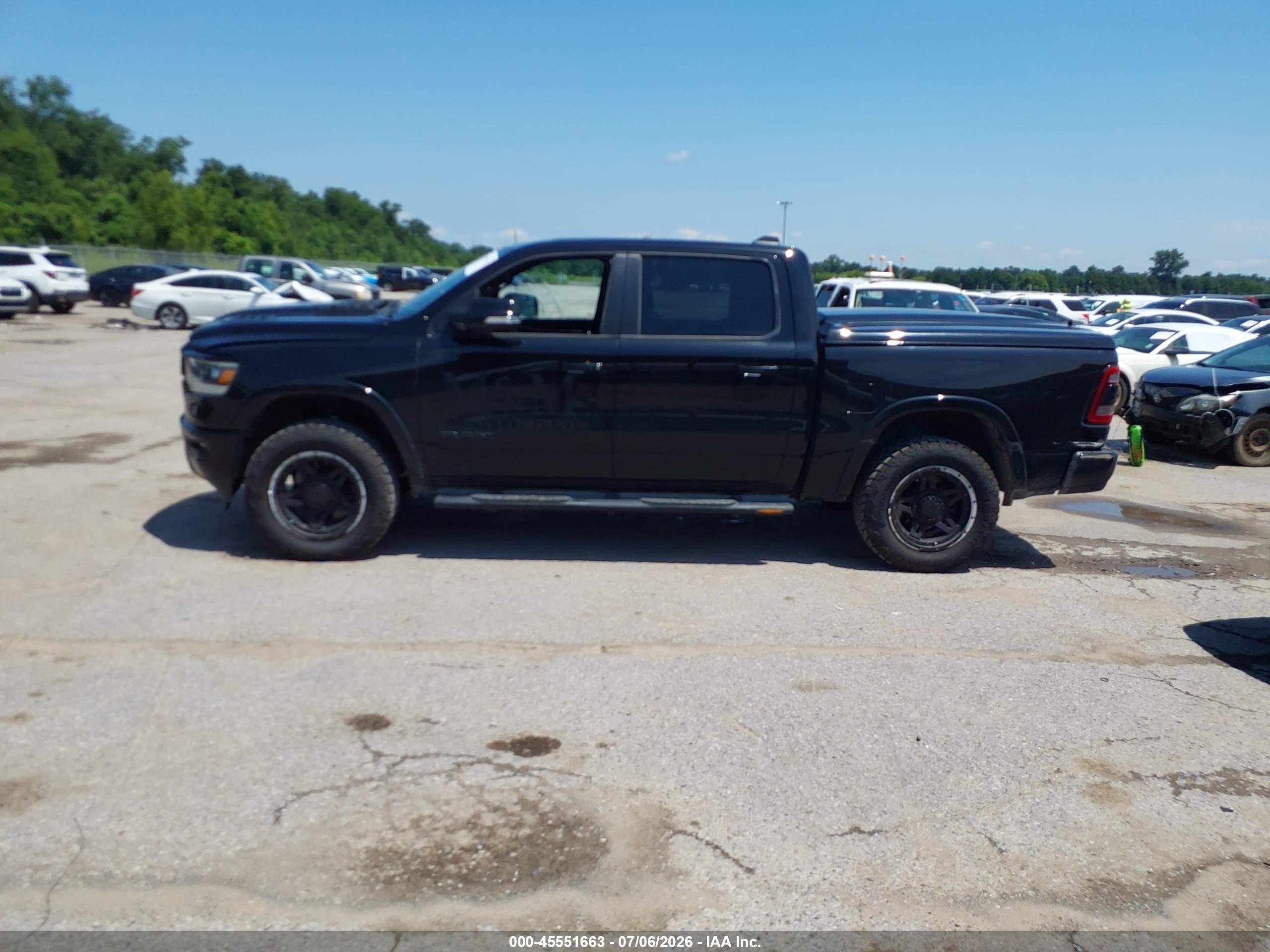 2019 RAM 1500 LARAMIE  4X2 5'7 BOX