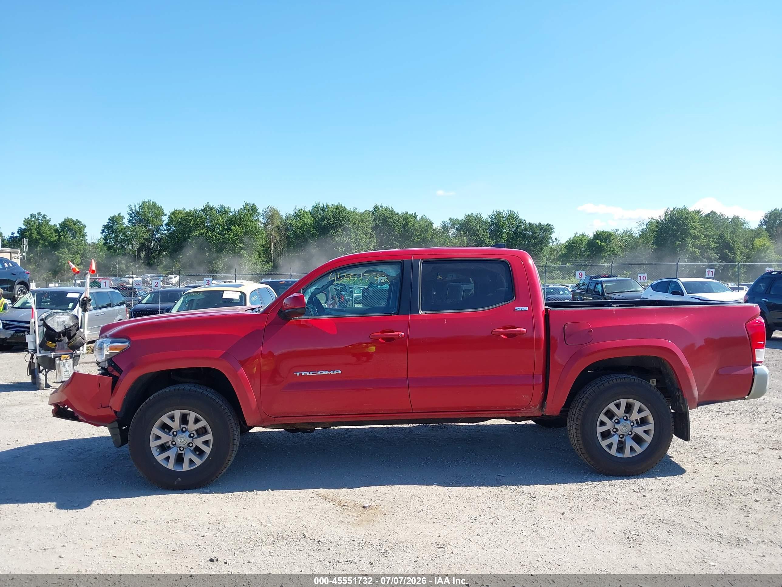 2017 TOYOTA TACOMA SR5 V6