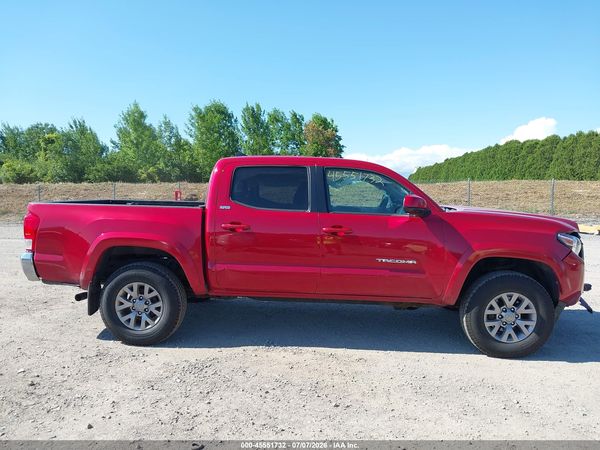 2017 TOYOTA TACOMA SR5 V6