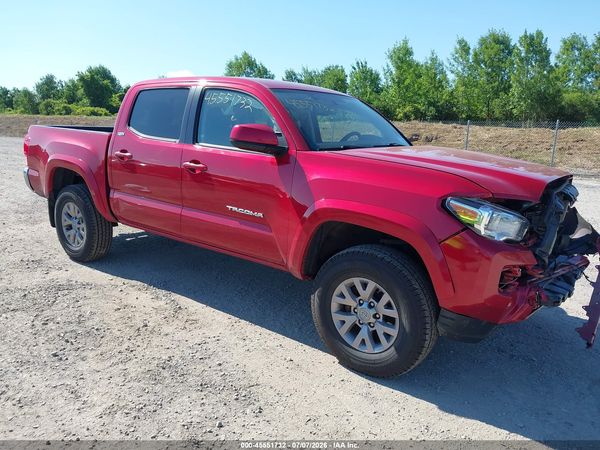 2017 TOYOTA TACOMA SR5 V6