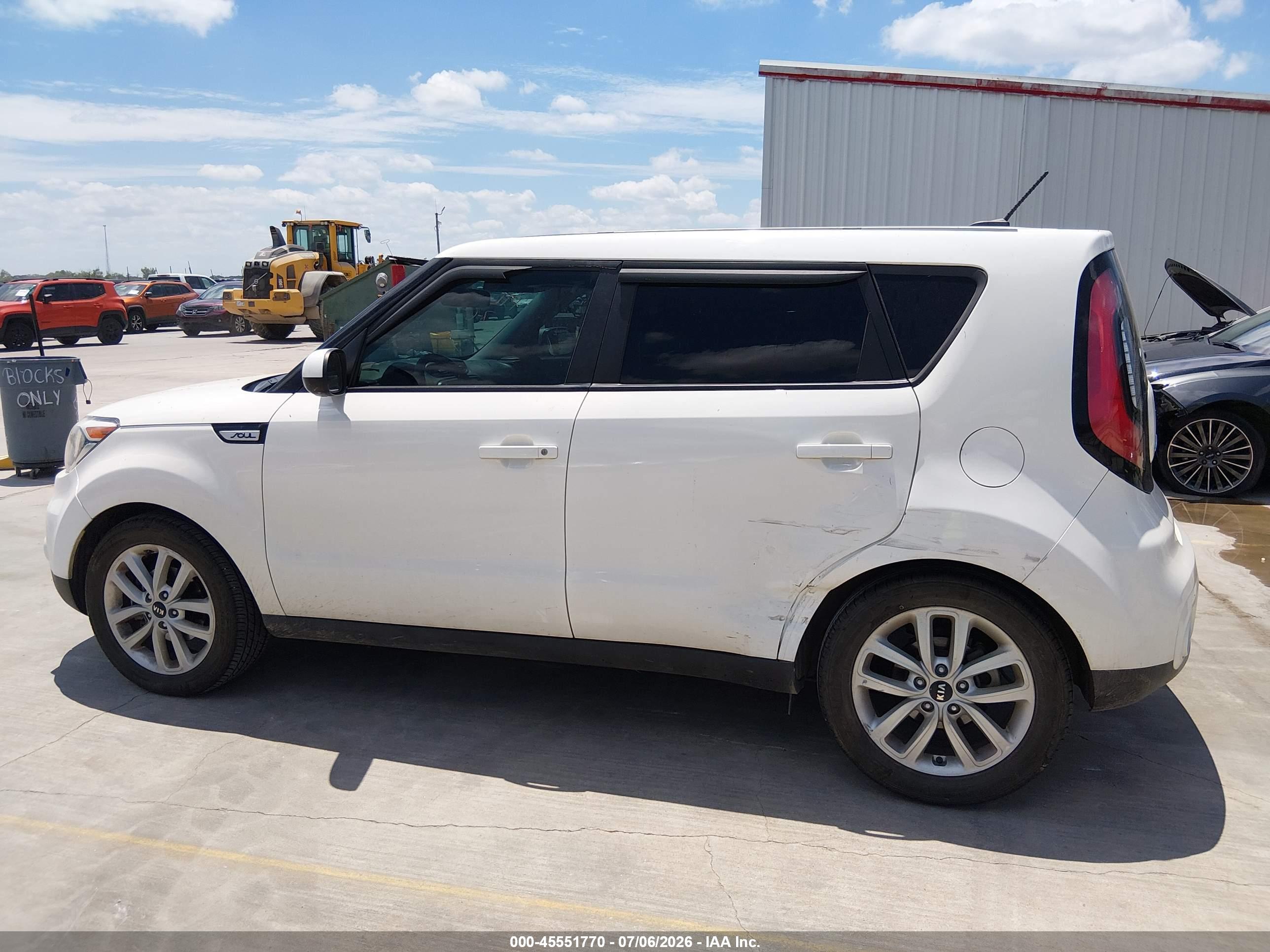 2019 KIA SOUL +