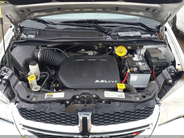 2017 DODGE GRAND CARAVAN SE — I10