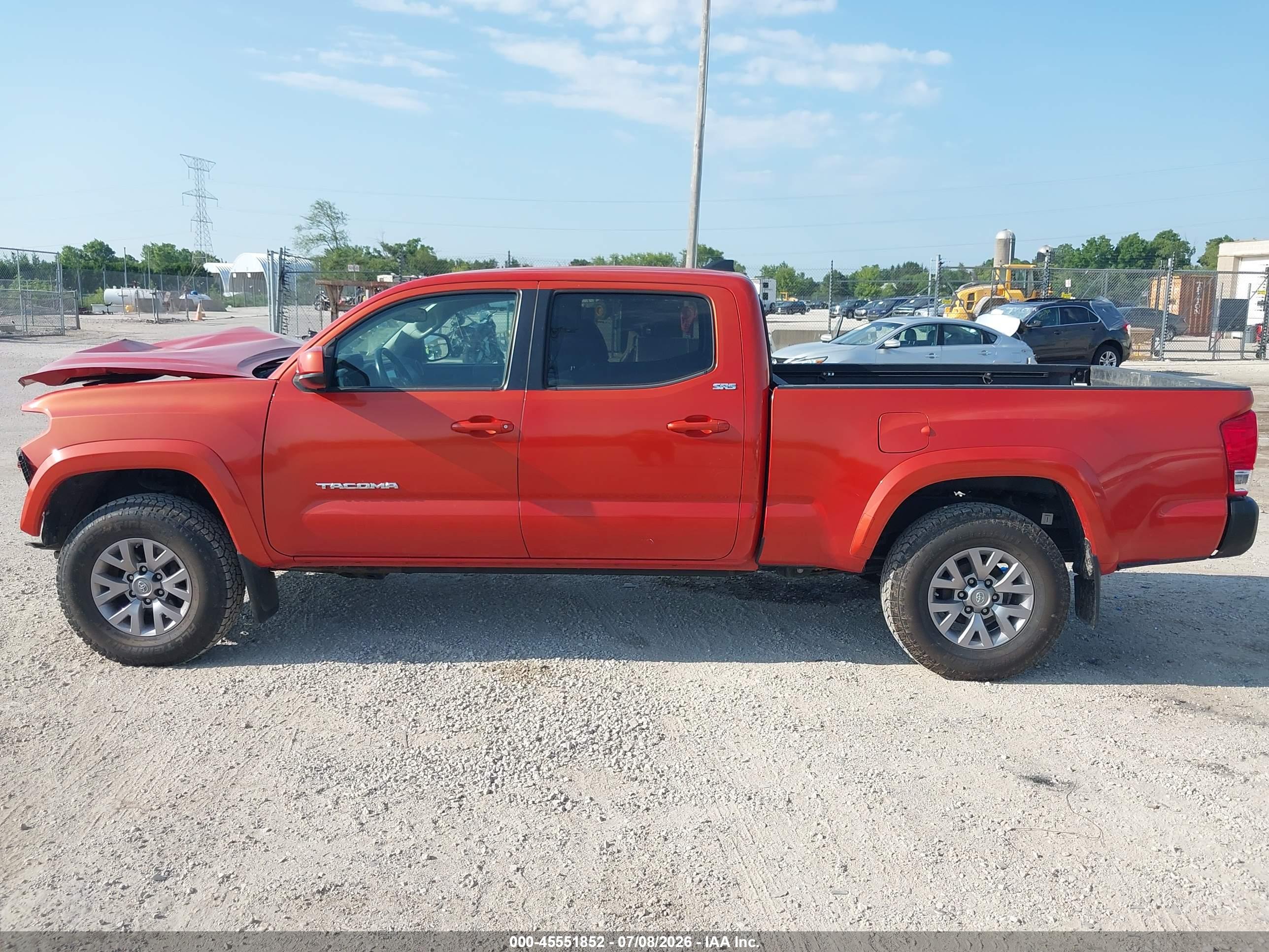 2017 TOYOTA TACOMA SR5 V6