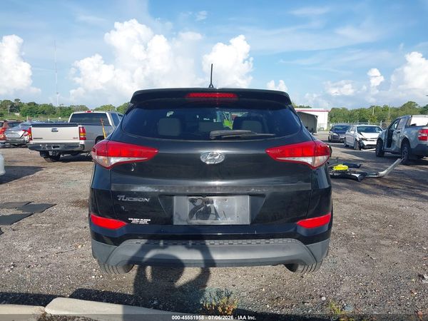 2018 HYUNDAI TUCSON SE