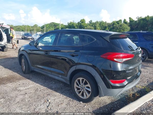 2018 HYUNDAI TUCSON SE